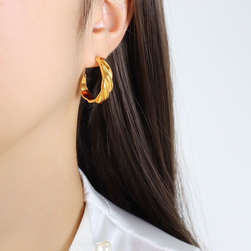 Golden Twisted C-Shaped Earrings with Unique Niche Design - Hypoallergenic Titanium Steel Earrings