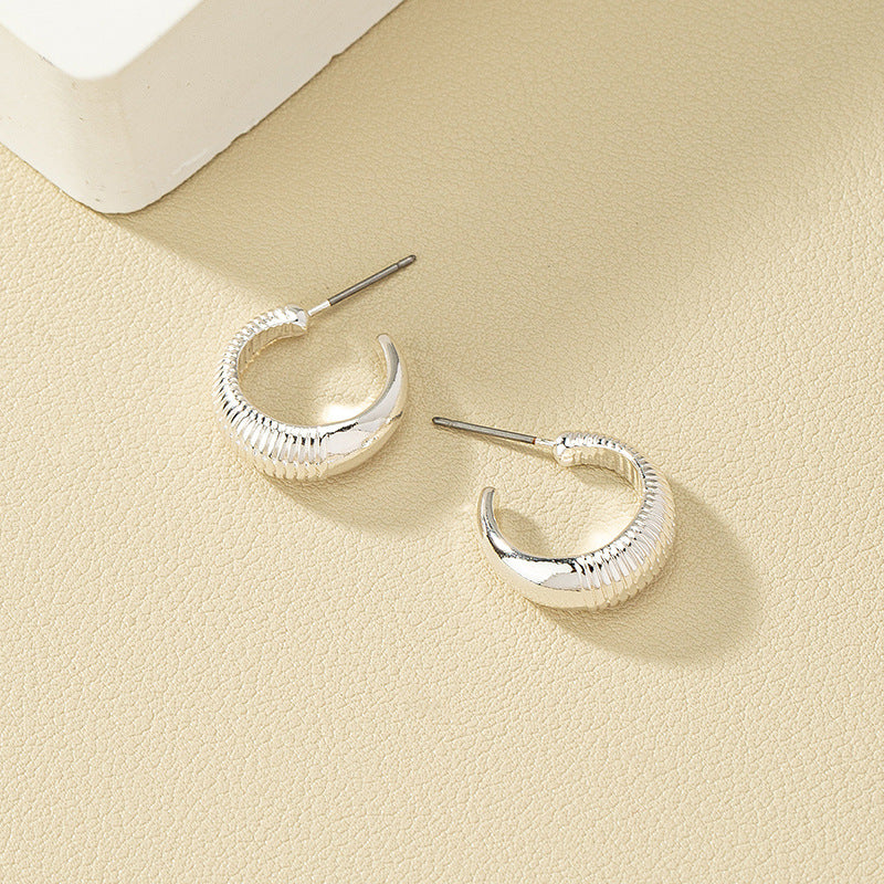 Chic C-Shaped Metal Earrings with a Cold Wind Vibe - Wholesale Opportunity