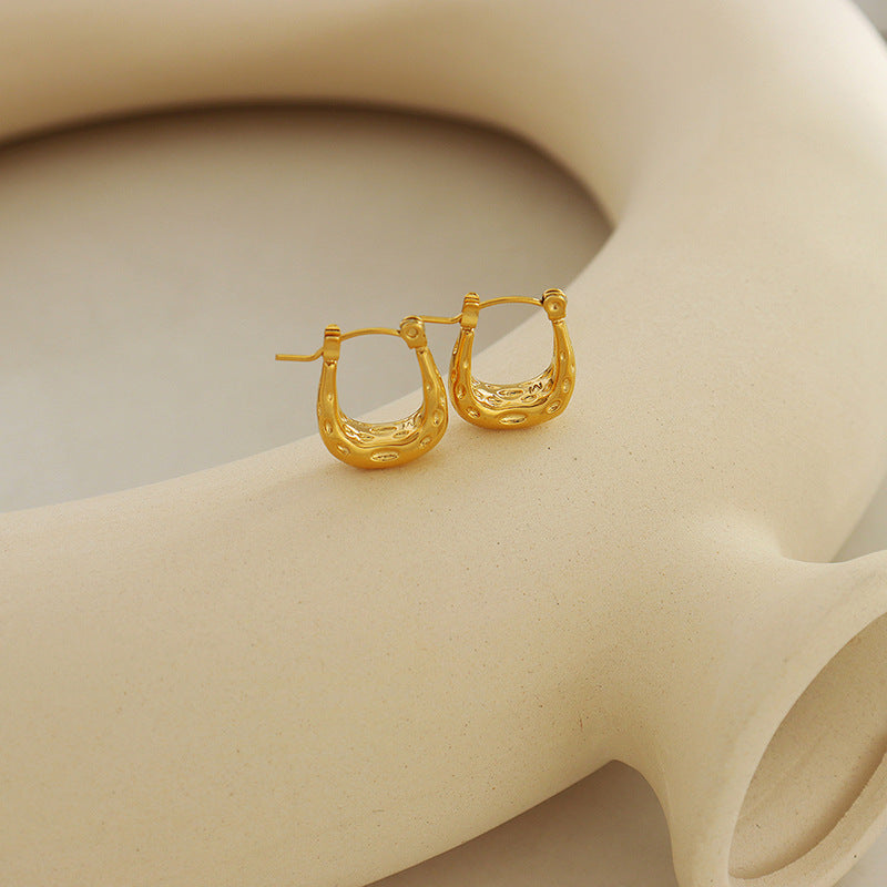 U-Shaped Niche Earrings with Personalized Ear Buckles