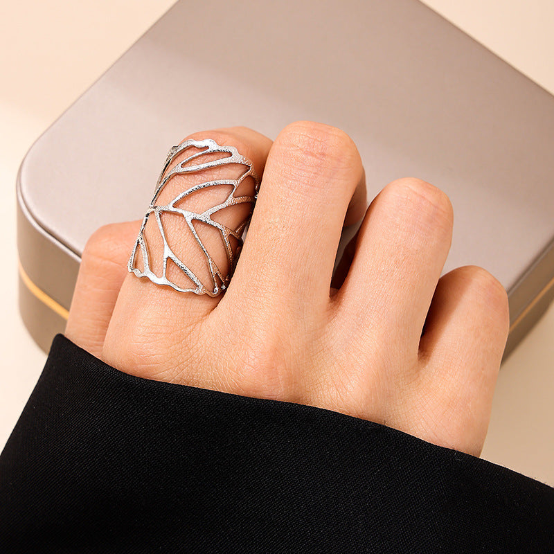 Exaggerated Leaf Design Handcrafted Metal Ring - Vienna Verve Collection