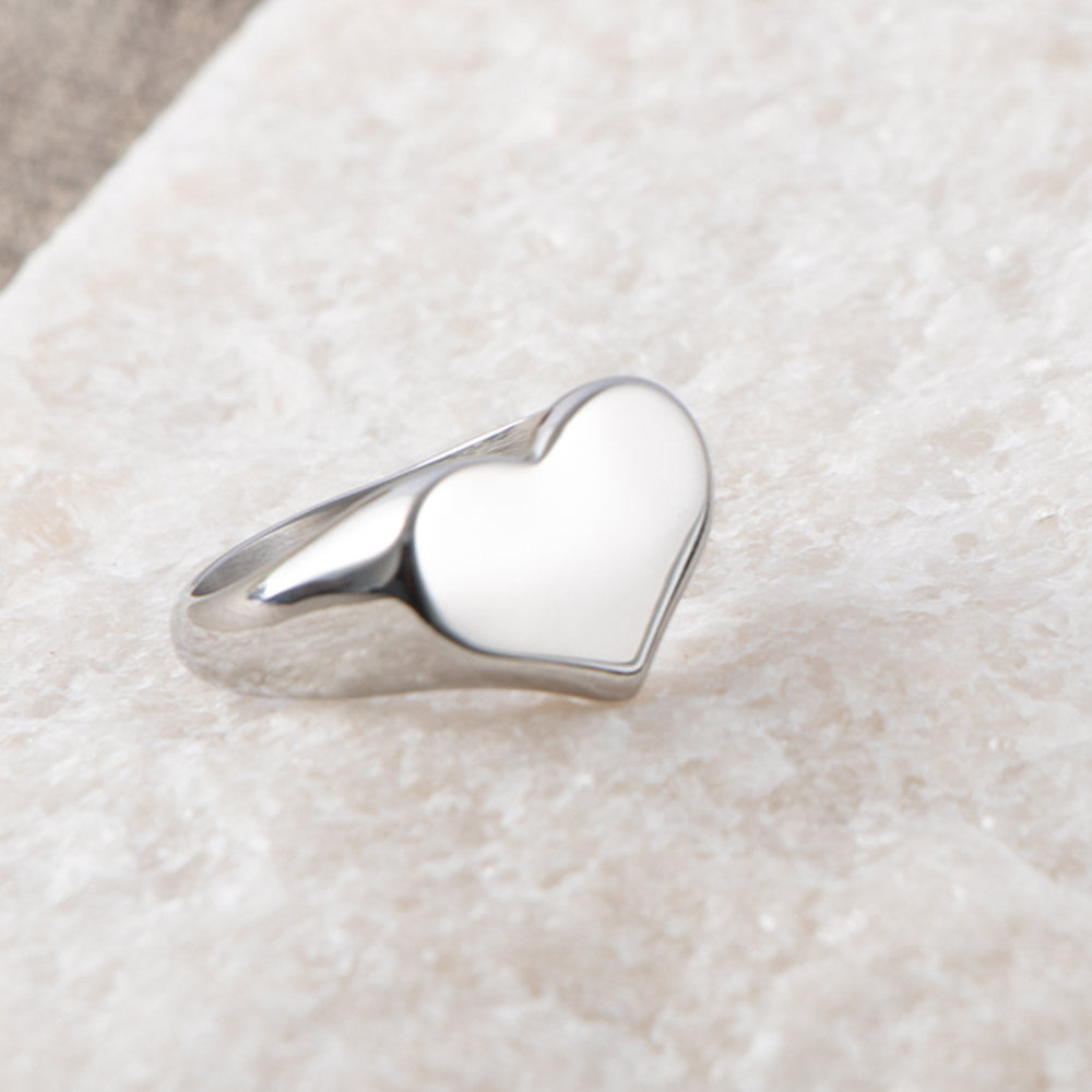 Titanium Steel Heart-Shaped Women's Ring - Versatile Stainless Steel Love Jewelry from Europe and the USA