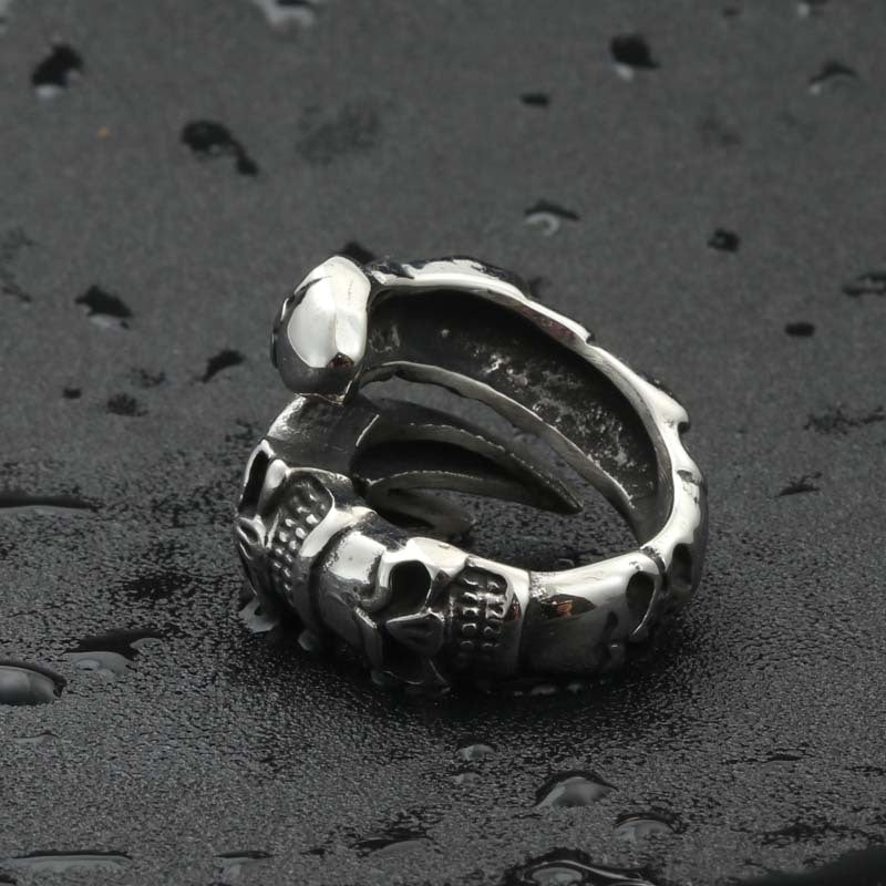 Titanium Steel Skull Claw Ring for Men - Retro Punk Jewelry Direct from Manufacturer