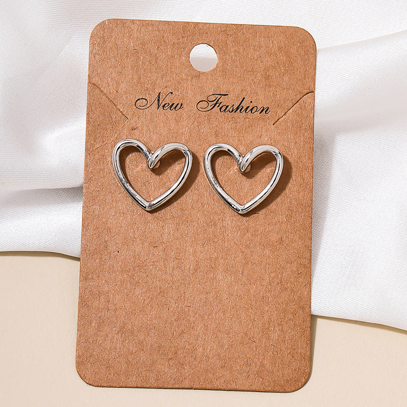 Korean Sweet Love Metal Earrings for Chic Daily Wear