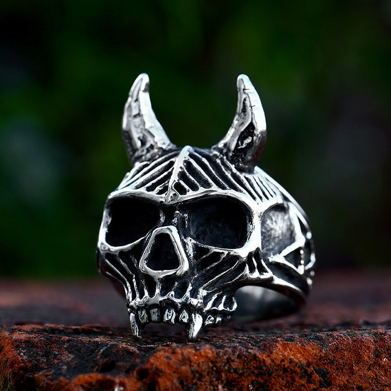 Stainless Steel Horn Skull Ring for Men - Wholesale Cross-Border Supply for Europe and America