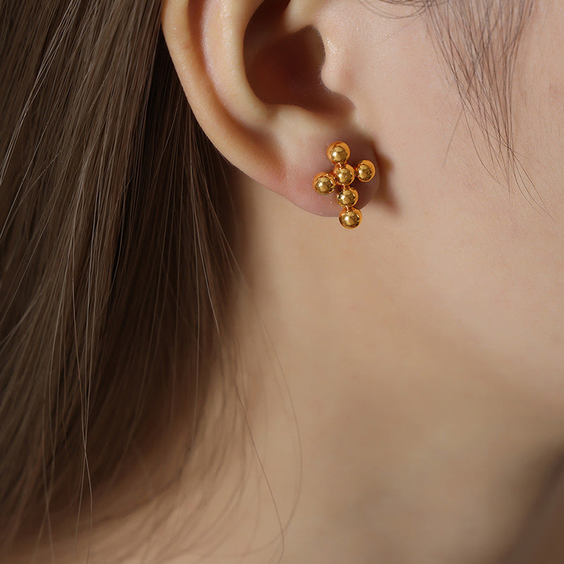 Golden Retro Steel Ball U-Shaped Earrings with a Touch of Luxury