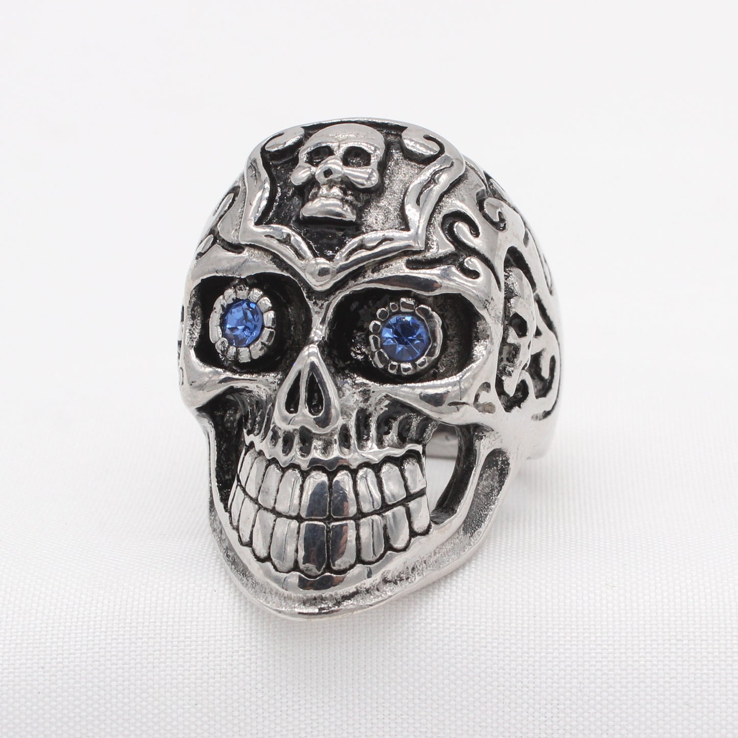 Personalized Retro Skull Titanium Steel Ring for Men - European and American Style Wholesale Jewelry