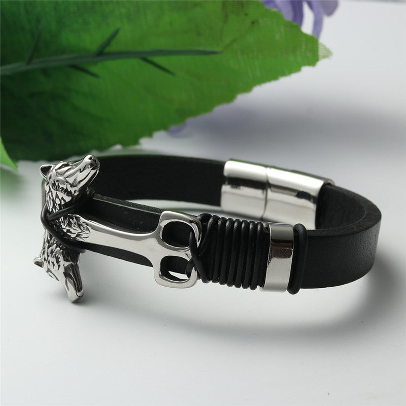 Punk-Inspired Titanium Steel Wolf Skin Bracelet for Men