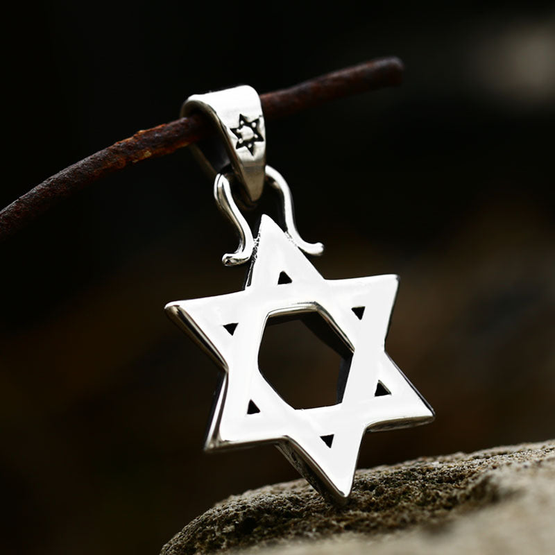 Wholesale Retro Stainless Steel Hexagram Pendant for Men - European and American Fashion Titanium Steel Jewelry