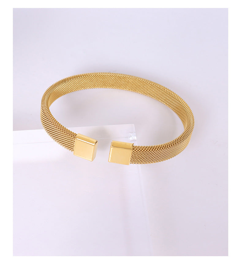 Chic 18K Gold Plated Bracelet with Japanese and Korean-Inspired Woven Design