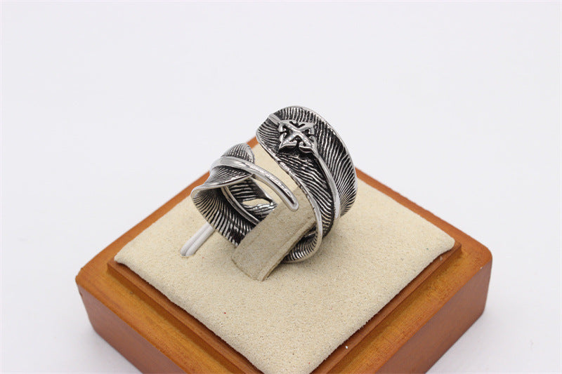 Exotic Fashion Feather Retro Titanium Ring for Men and Women