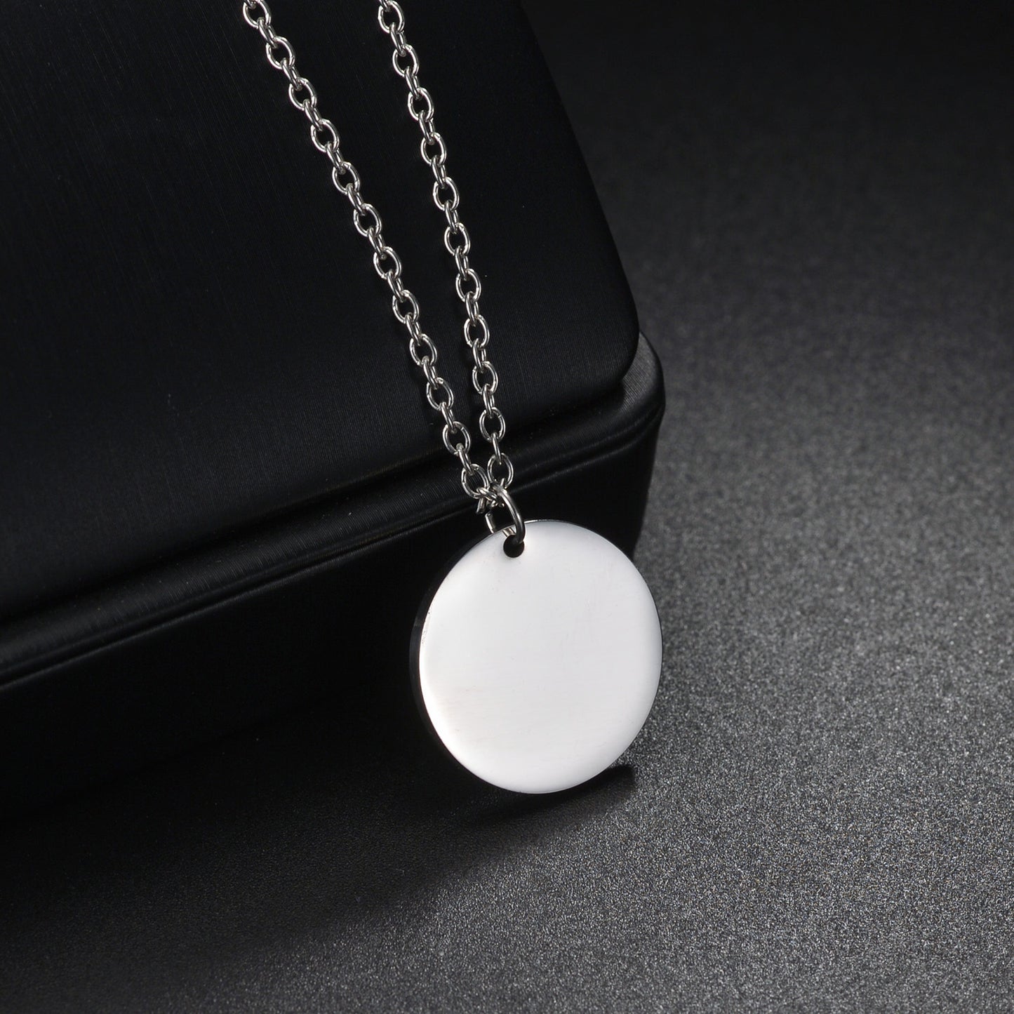 Stylish Stainless Steel O-shaped Necklace for Men and Women