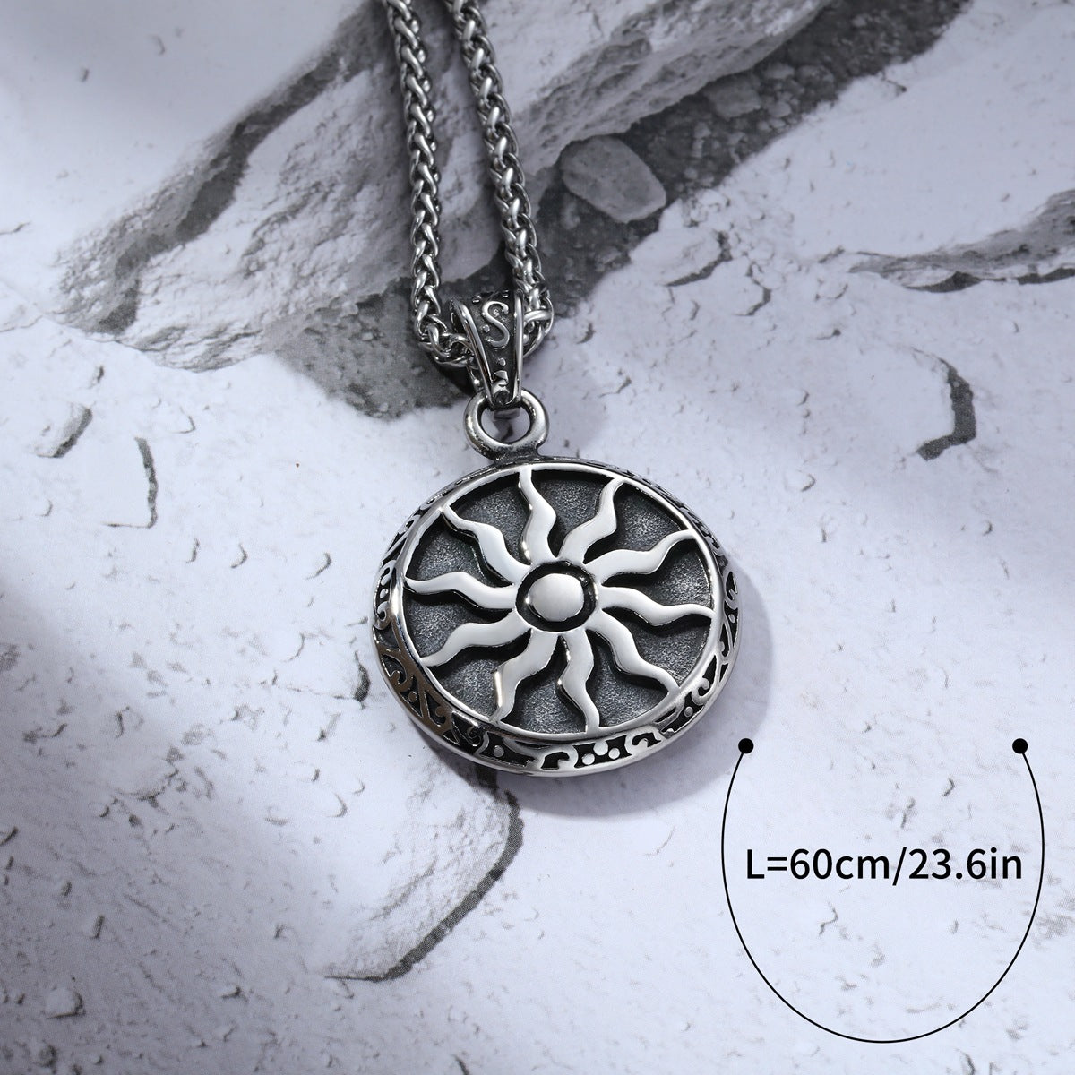 Titanium Steel Retro Sunflower Pendant Necklace - Edgy Men's Punk Fashion Accessory