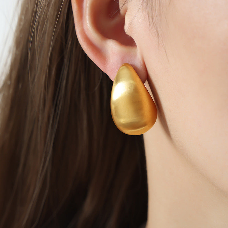 Chic Titanium Gold-Plated Drop Earrings by Planderful - Everyday Genie Collection