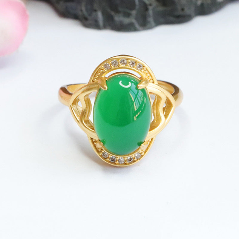 Golden Green Chalcedony Retro Finger Ring