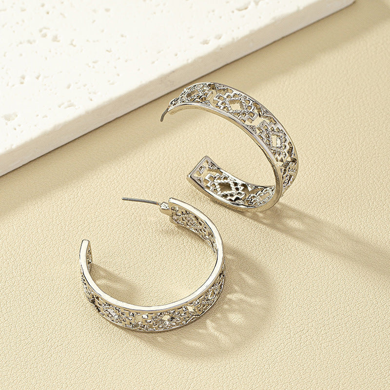 Chic Hollow C-Shaped Earrings with Metal Needles - Vienna Verve Collection