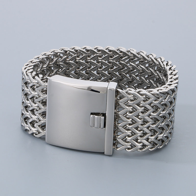 Bold Titanium Steel Fish Scale Bracelet for Men - Unique Electroplated Design