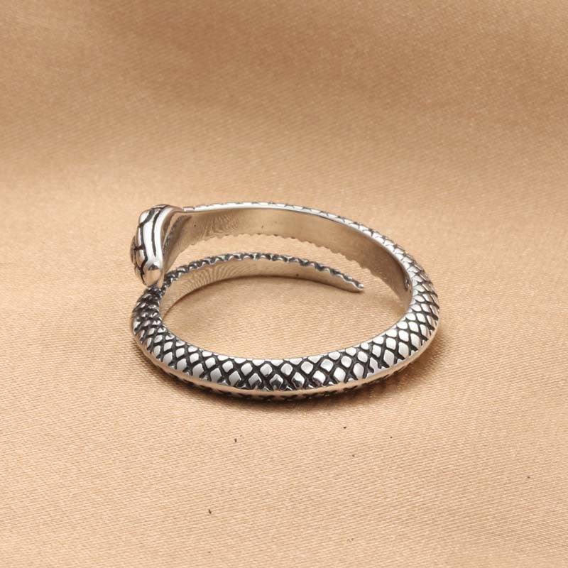 Titanium Steel Snake King Ring for Men – Retro Trendy Animal Jewelry