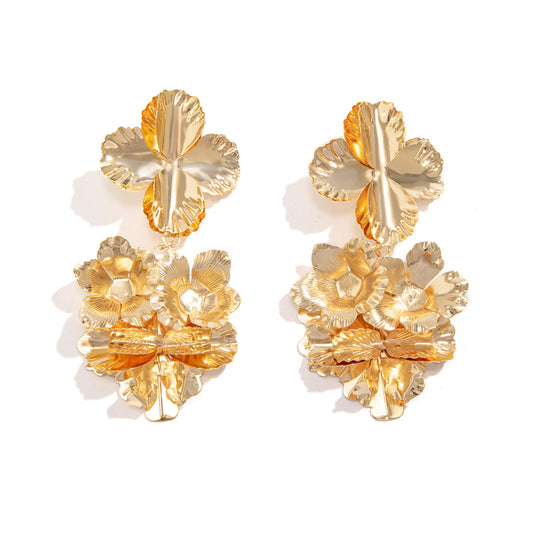 European and American Heart-shaped Geometric Pleated Flower Earrings