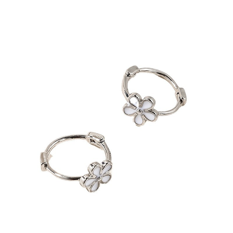 Sweet Daisy Delight Earrings - Vienna Verve Collection