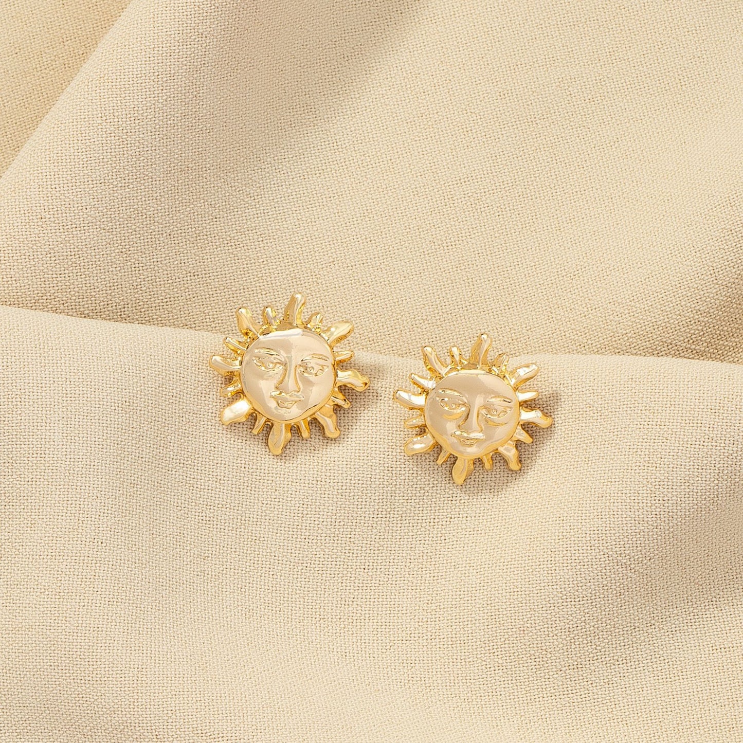 Sunflower Stud Earrings - Vienna Verve Collection, Metal Street Photography Fashion Design