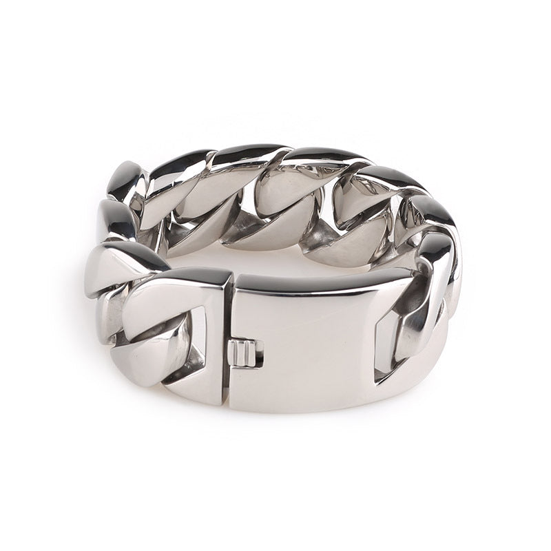 Stylish Titanium Steel Men's Bracelet - Bold European and American Fashion Jewelry