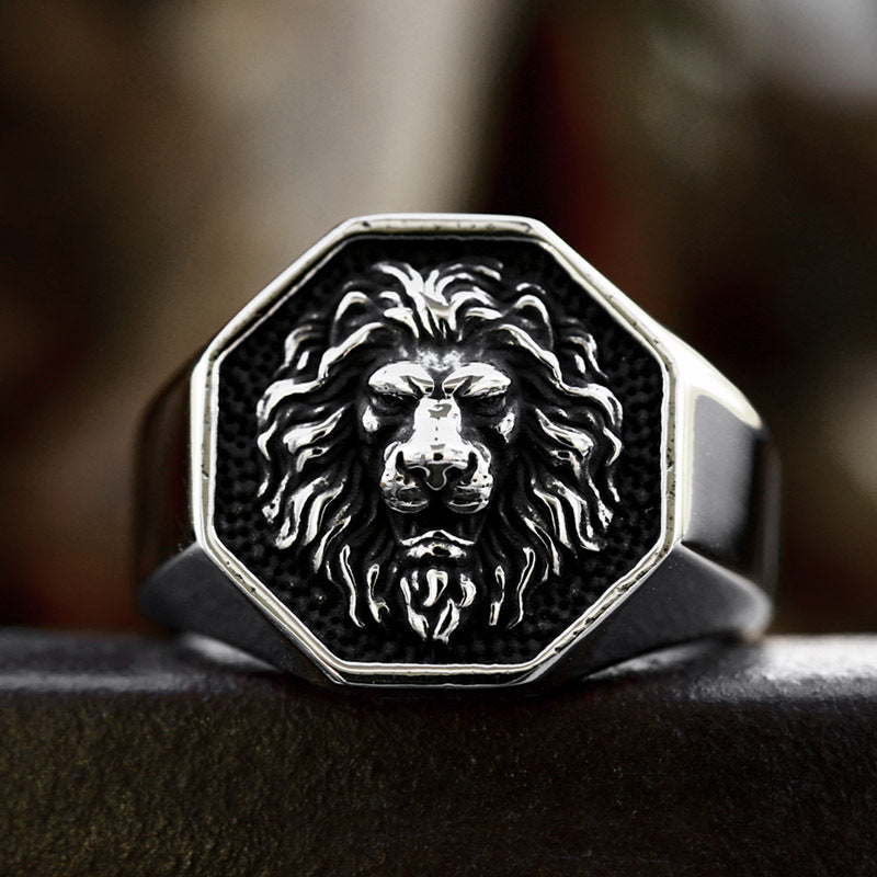 Majestic Titanium Steel Lion Head Ring for Men - Vintage European and American Inspired Jewelry