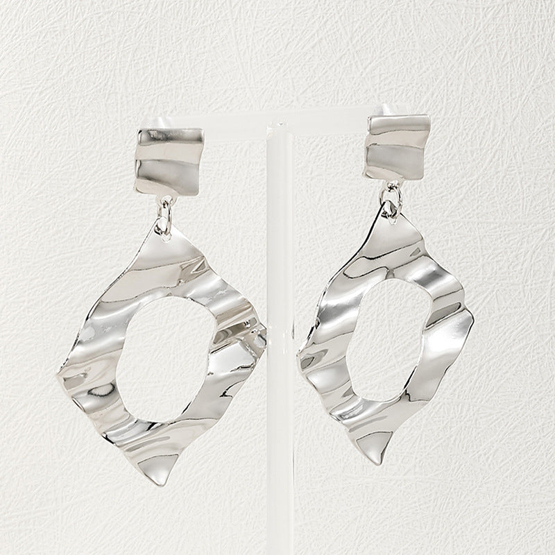 Chic Geometric Pleated Earrings with a Metallic Twist