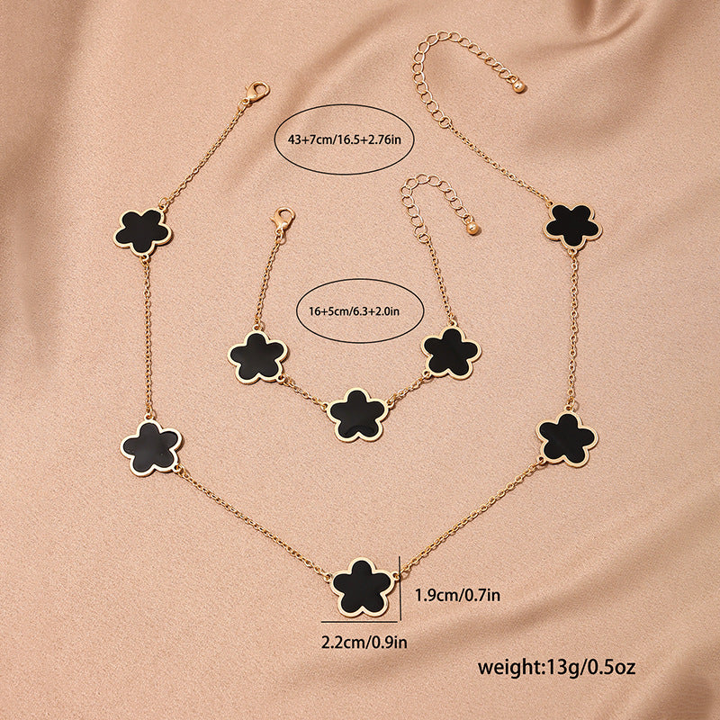 Black Metal Five-Leaf Clover Jewelry Set for Stylish Commuters