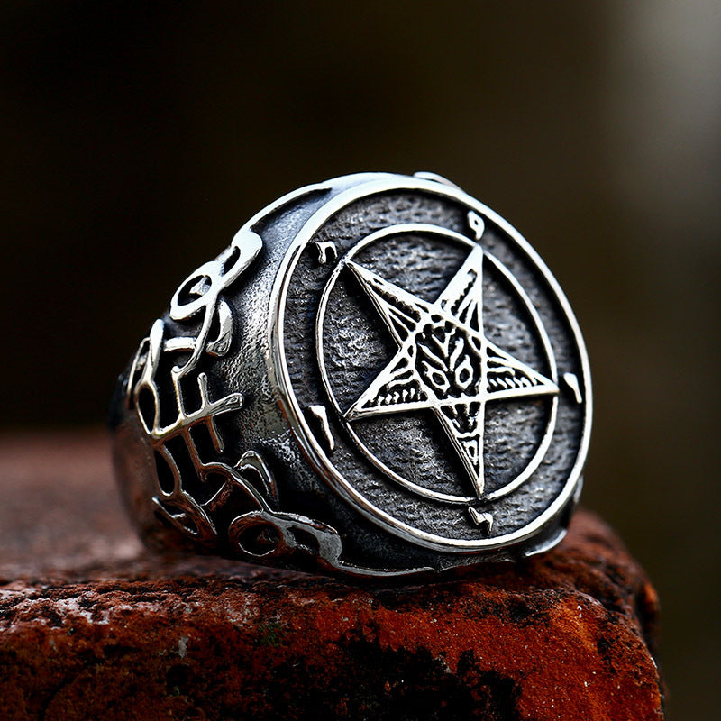 Men's Retro Devil Pentagram Titanium Steel Ring - Unique Satanic Design