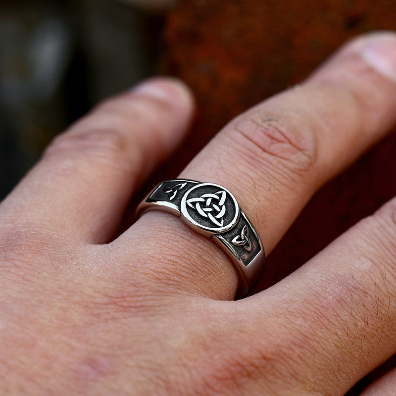 Titanium Steel Viking Celtic Knot Men's Ring - Stylish Retro Wholesale Jewelry