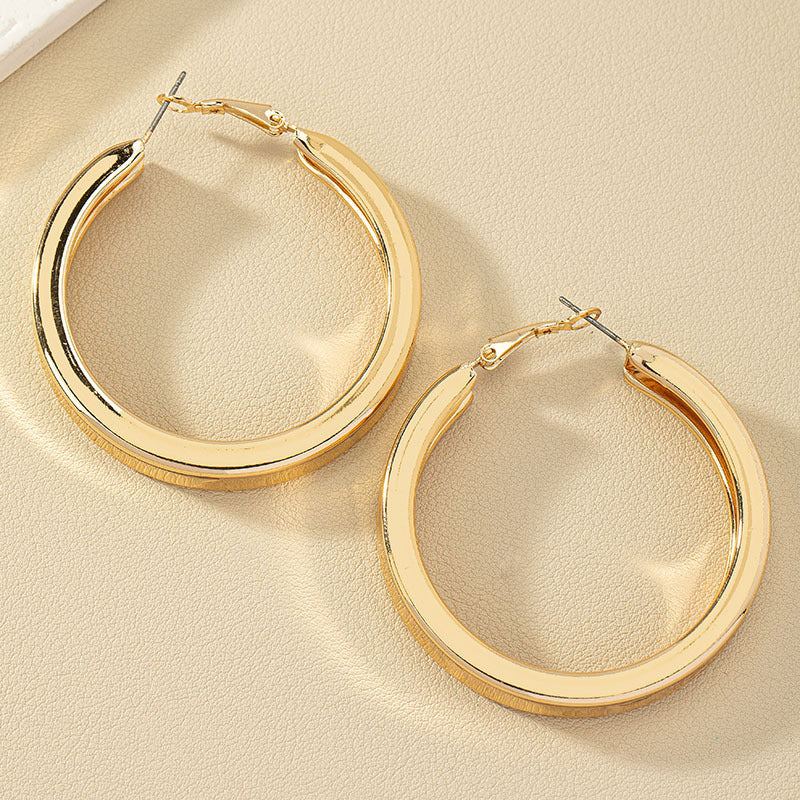 Chic Vienna Verve Metal Earrings for Women