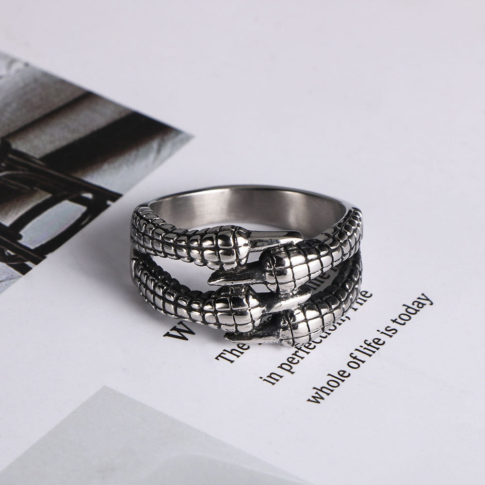 Titanium Steel Retro Dragon Claw Ring for Men - European and American Style