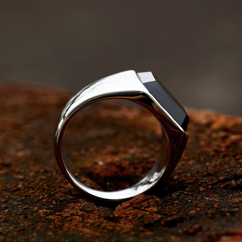 Vintage-Inspired Men's Titanium Steel Ring with Black Agate Inlay – Wholesale Cross-Border Foreign Trade