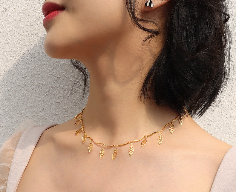 Leaf Pendant Necklace - Minimalist 18k Gold Plated Titanium Steel - Cold Style Women's Collarbone Chain