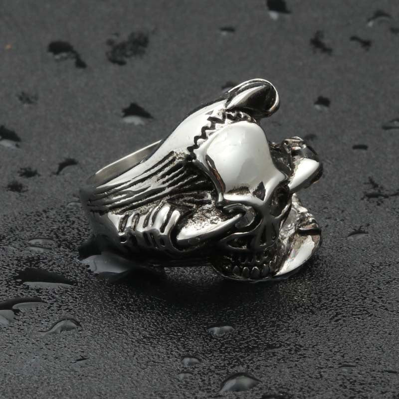 Punk-Inspired Titanium Steel Skull and Claw Ring for Men - Retro American and European Style