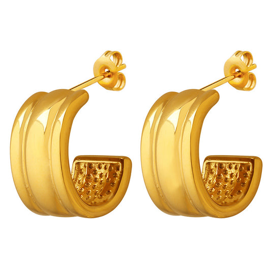 Chic Customizable C-shaped Earrings in Titanium Steel Gold Plating for Fashion-forward Ladies