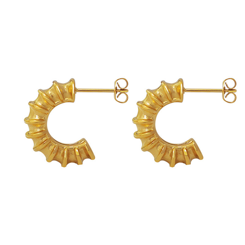 Elegant Titanium Steel Gold-Plated Threaded C-Shaped Earrings