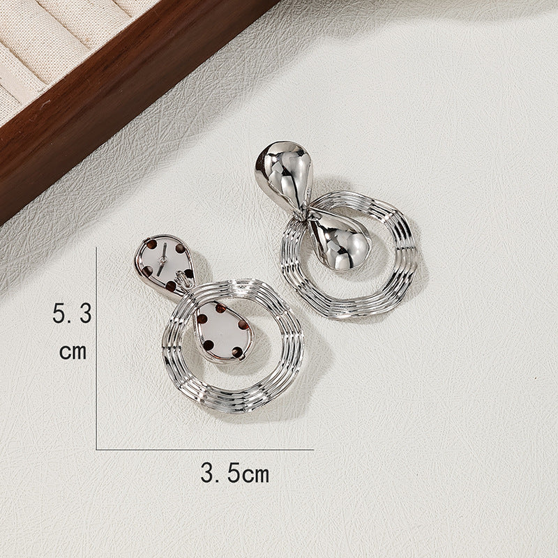 Luxurious Long Water Droplet Shaped Earrings Set with Circular Design, Wholesale Opportunity