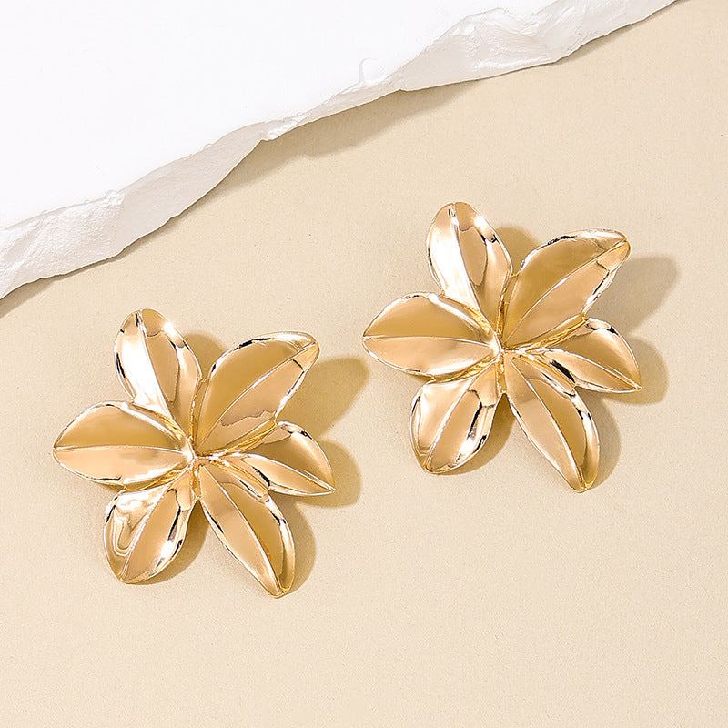 Exaggerated Floral Stud Earrings - Vienna Verve Collection