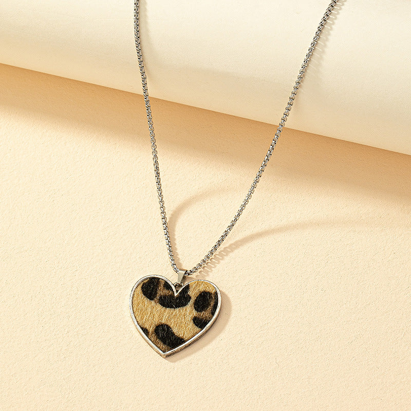 Leopard Love Retro Design Necklace - Vienna Verve Collection