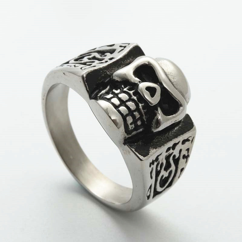 Titanium Steel Skull Ring - Retro Punk Style for the Modern Man