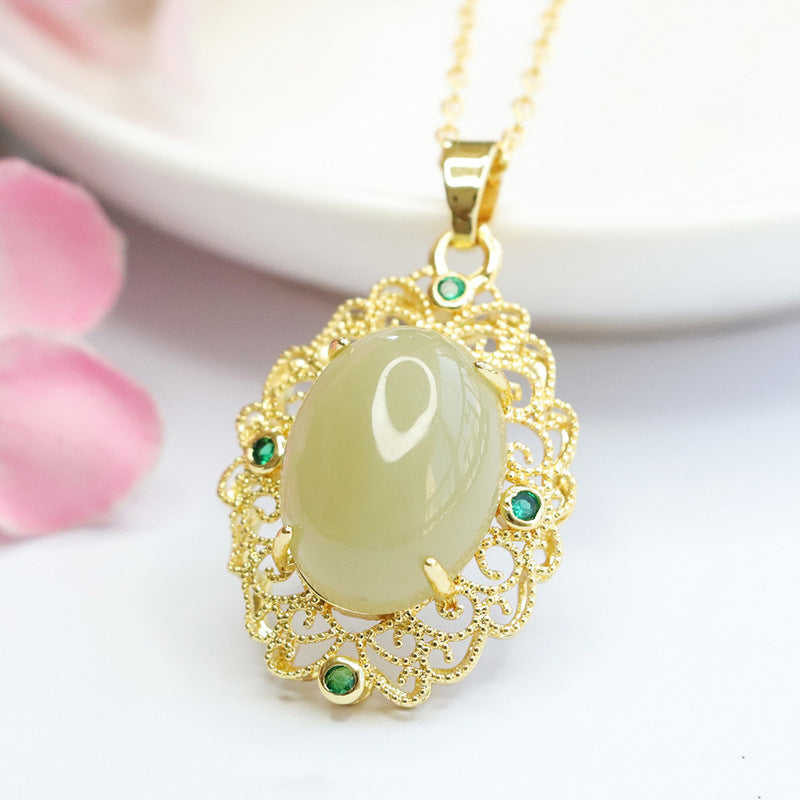 Exquisite Palace Style Hollow Hetian Jade Necklace