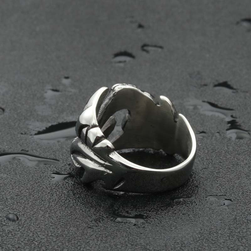 Titanium Steel Dragon Claw Ring - Retro Punk Jewelry for Men