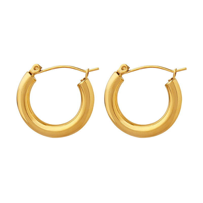 Gorgeous European and American Fashion Model Circle Earrings in 18K Gold Plated Titanium Steel