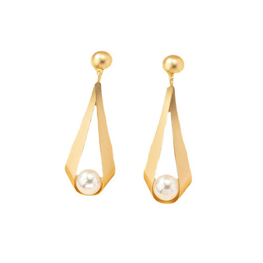 Exaggerated Imitation Pearl Earrings - Vienna Verve Collection