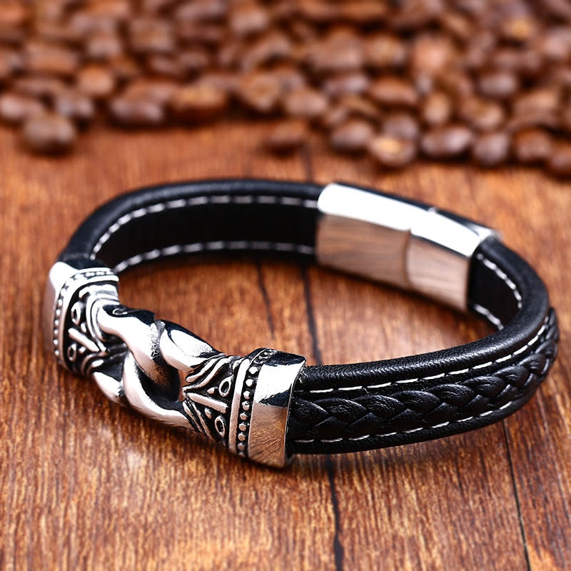 Retro Engraved Leather Bracelet for Men - Stylish Stainless Steel Fashion Jewelry