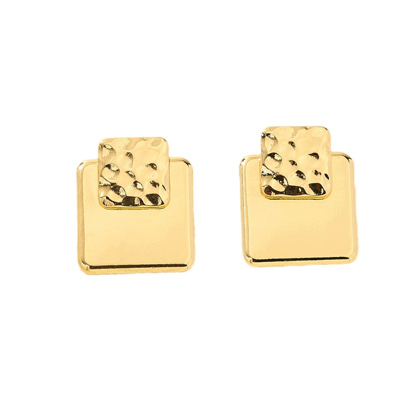 Chic Patterned Square Earrings with a Modern Twist