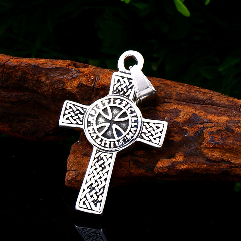 Vintage Templar Titanium Steel Pendant - European & American Stainless Steel Epoxy Cross Jewelry for Men