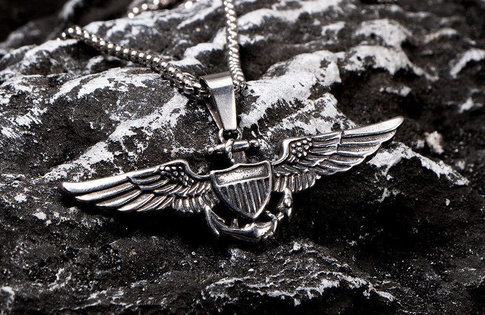 Vintage Dark Eagle Shield Pendant Necklace for Men - Cross-Border European and American Stainless Steel Design