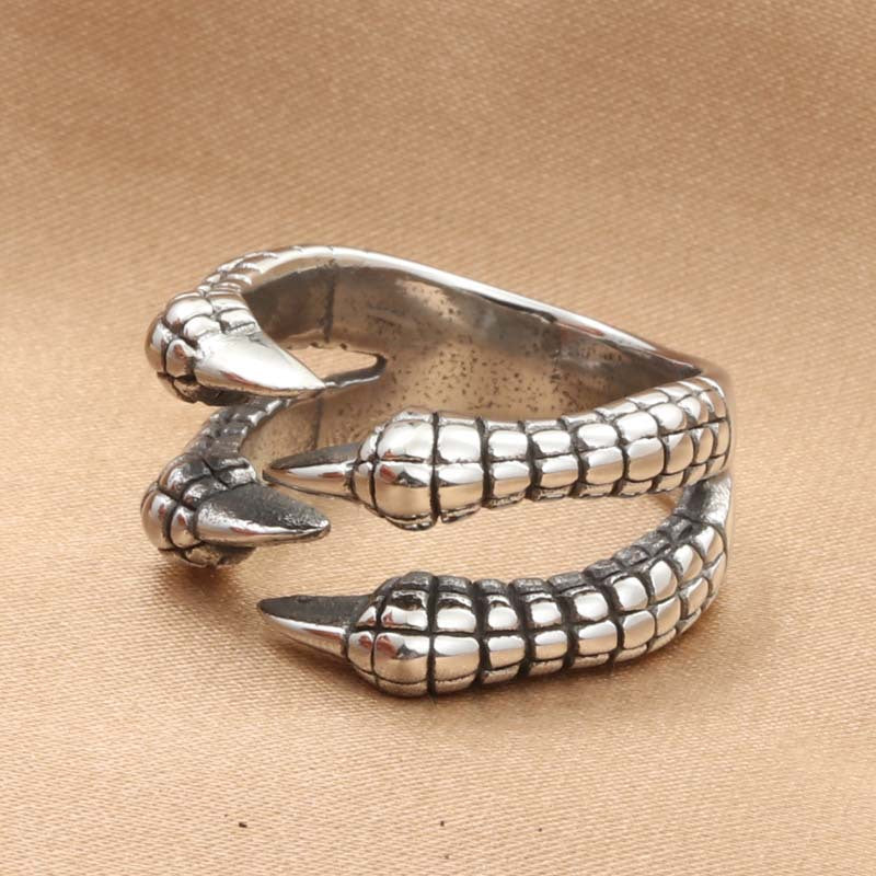 Titanium Steel Retro Claw Ring for Men - Bold Animal-Inspired Accessory